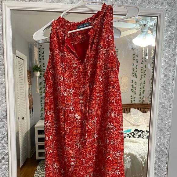 sleeveless orange dress - Picture 1 of 3